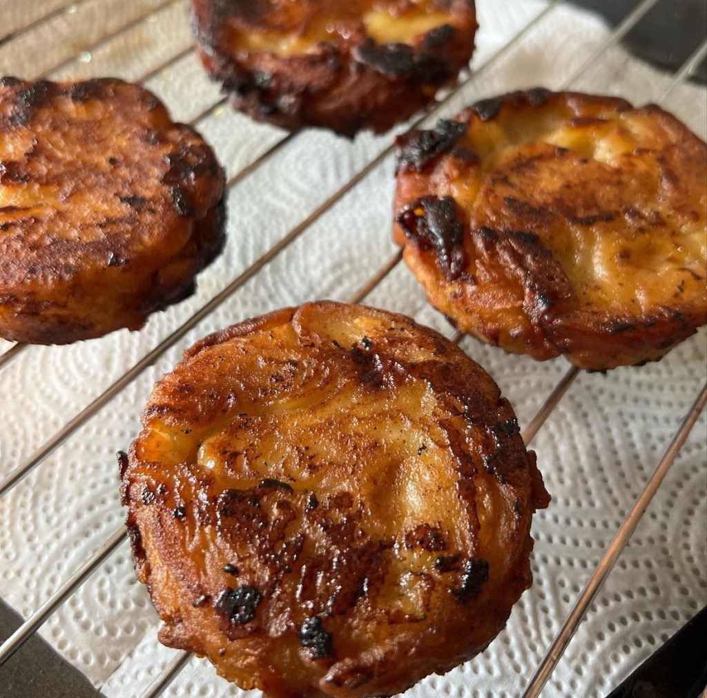Pisang Goreng Madu à la “Bu Nanik”: Indonesian Fried Banana with Honey&nbsp;Glaze