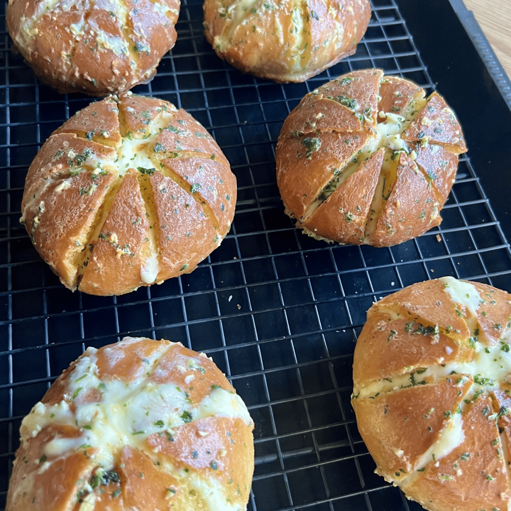 Korean Garlic Cheese&nbsp;Bread